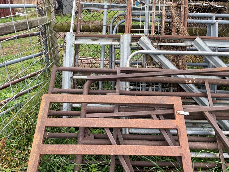 #9615-•-miscellaneous-gates-image-3