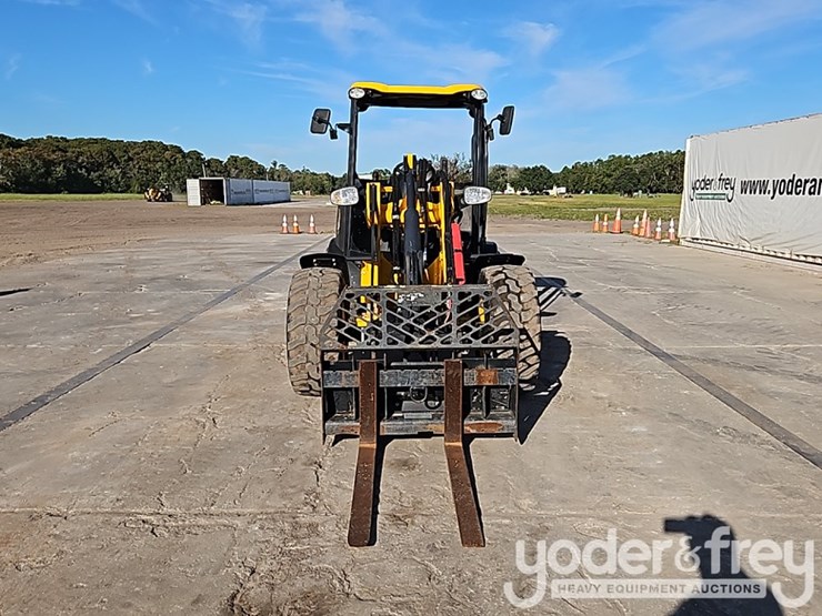 2021-jcb-407-image-16