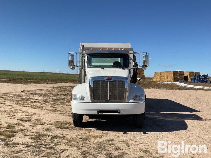 2020-peterbilt-337-image-2