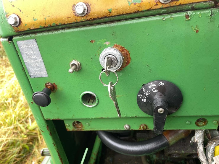 john-deere-2010-image-24
