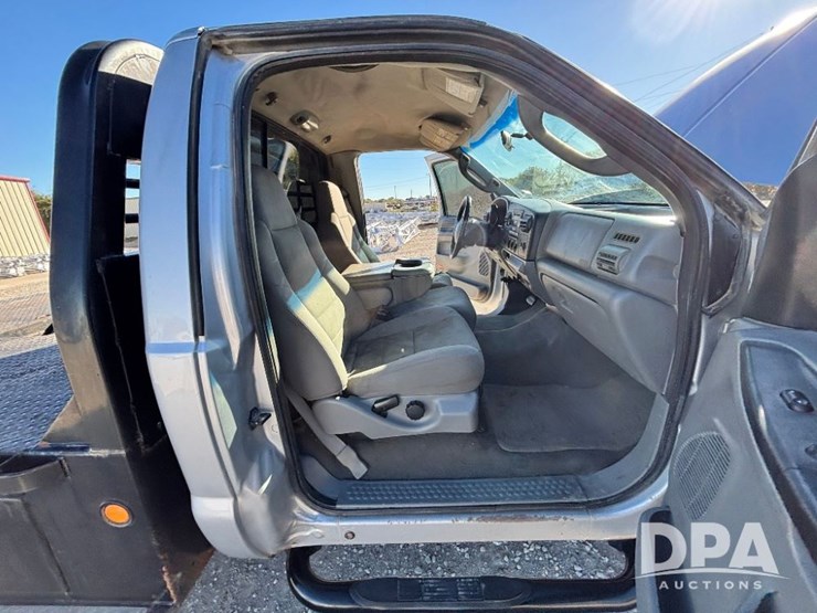 2006-ford-f350-xlt-image-53