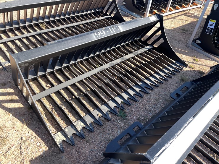 #4109-•-66"-rock-bucket-attachment-image-1