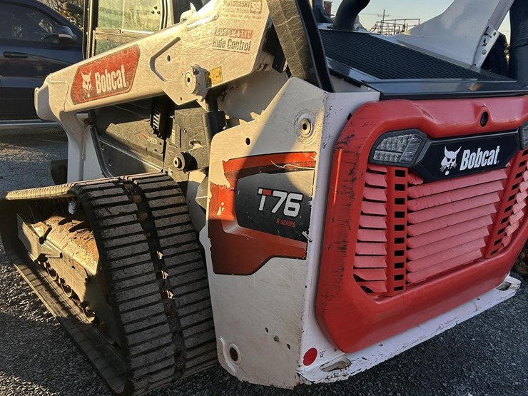 2022-bobcat-t76-image-6