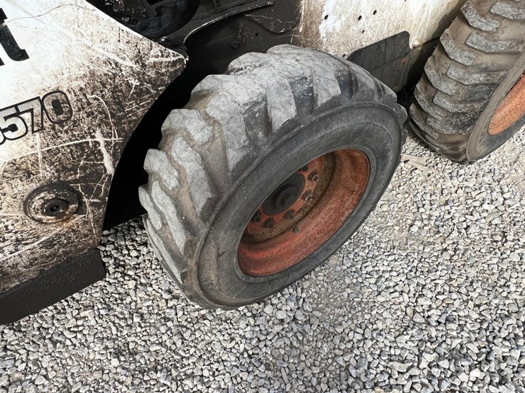 bobcat-s570-image-15