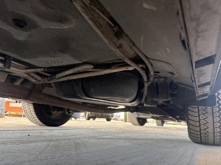 2016-ford-explorer-image-28