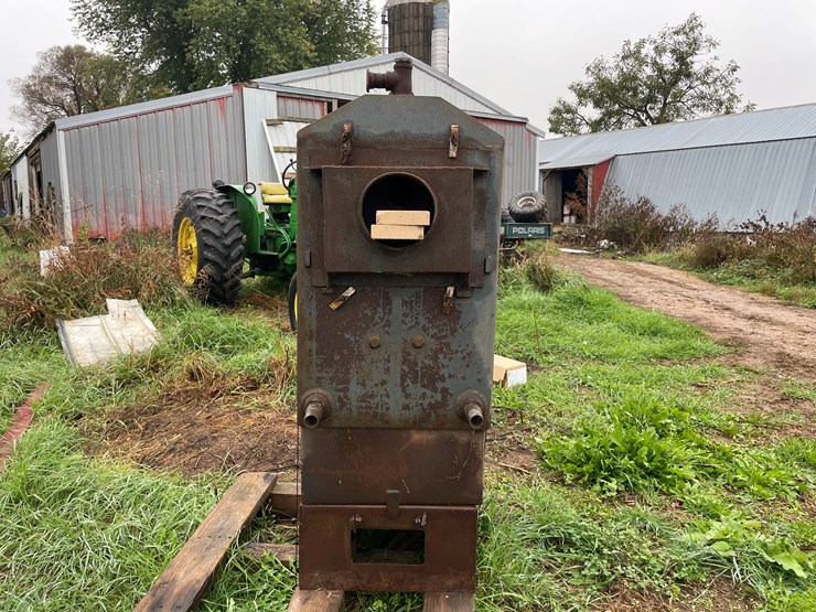 #8103-•-prairie-wood-heating-stove-image-6