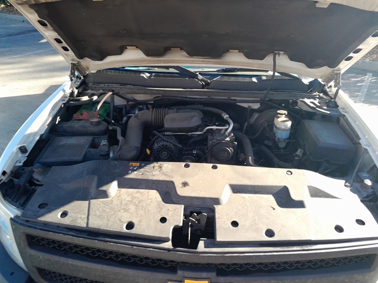 2013-chevrolet-silverado-image-6