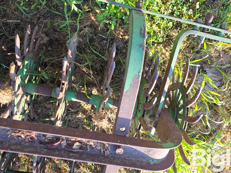 john-deere-7-image-13