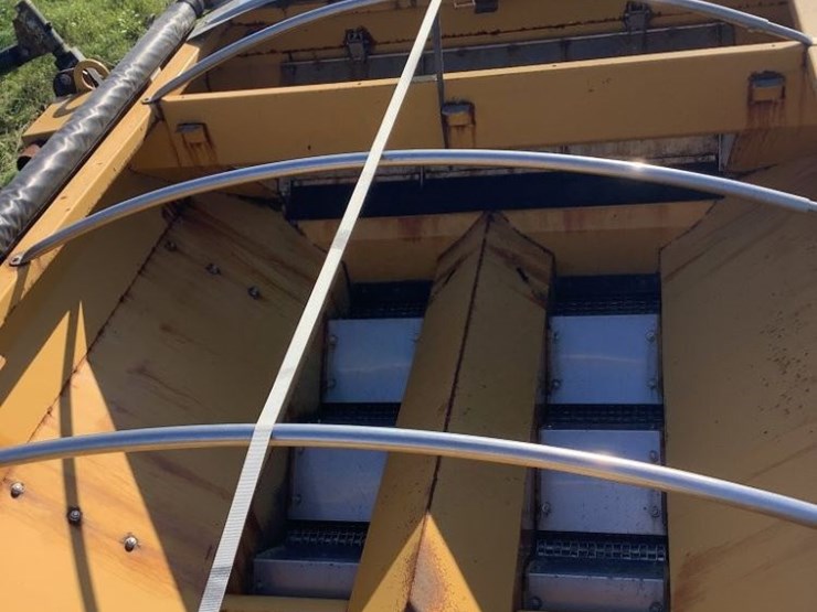 2014-ag-chem-rg1300b-image-8