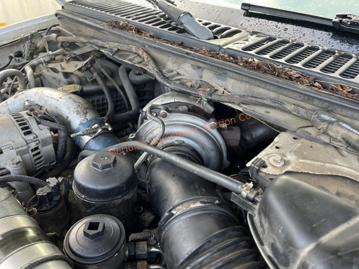 2005-ford-f550-image-27