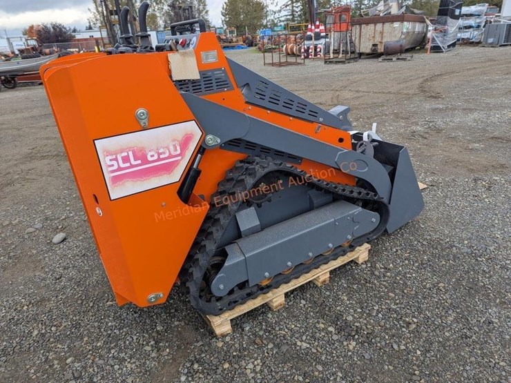 diggit-scl850-mini-tracked-loader-image-2