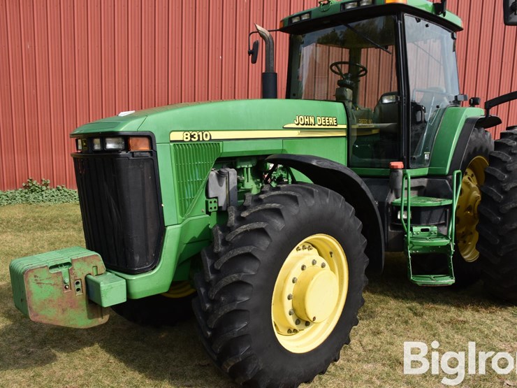 john-deere-8310-image-9