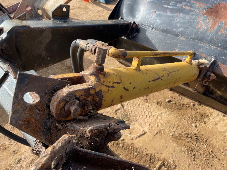 oliver-1600-image-15