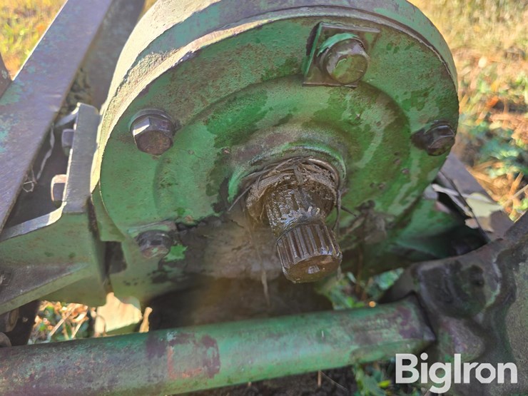 john-deere-7-image-14