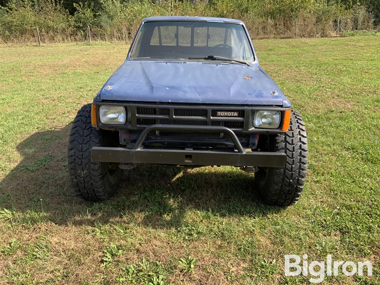 1986-jeep-fc170-image-2