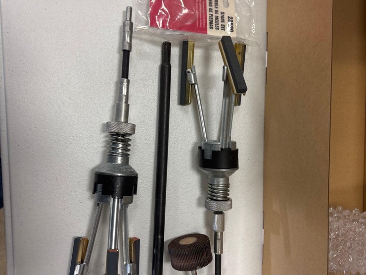 assorted-tools-set-image-9