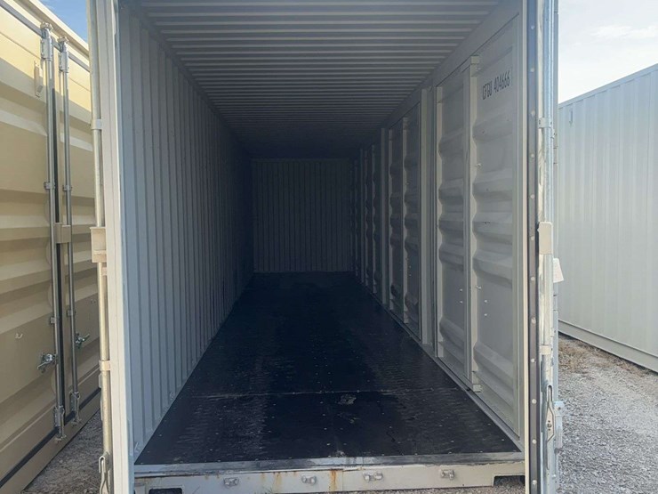 40-ft-shipping-container-image-4