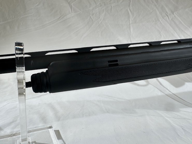 #2025-00039-•-weatherby-sa-08-shotgun-image-12