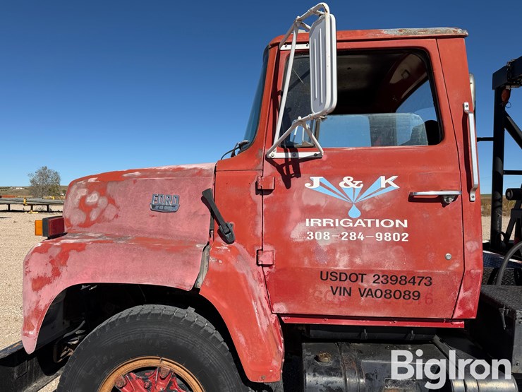 1986-ford-ln7000-image-9