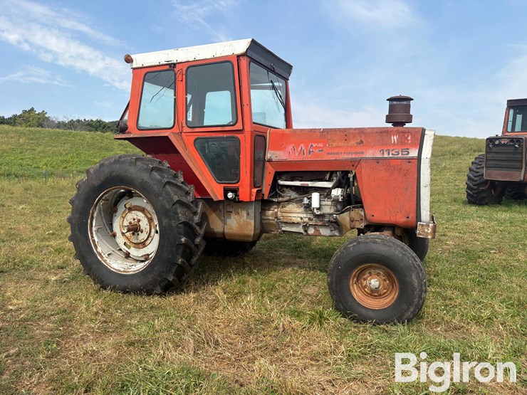 1977-massey-ferguson-1135-image-4