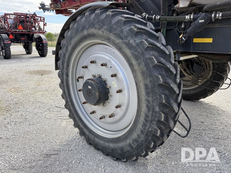 2020-case-ih-trident-5550-image-12