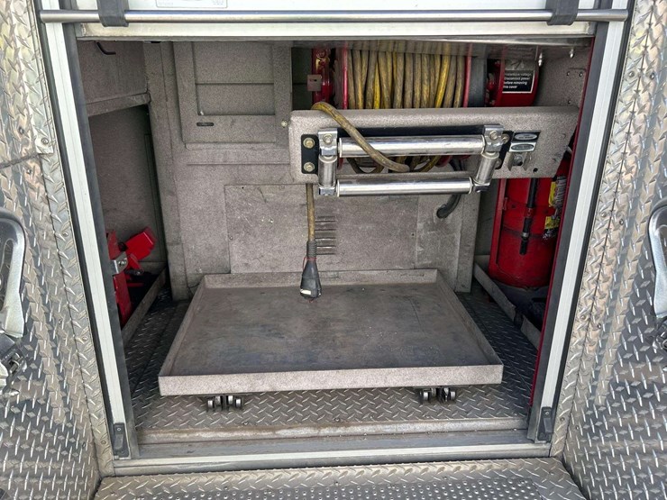 2007-pierce-dash-image-39