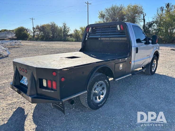2006-ford-f350-xlt-image-8