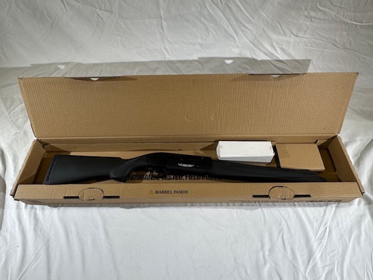 #2025-00039-•-weatherby-sa-08-shotgun-image-38