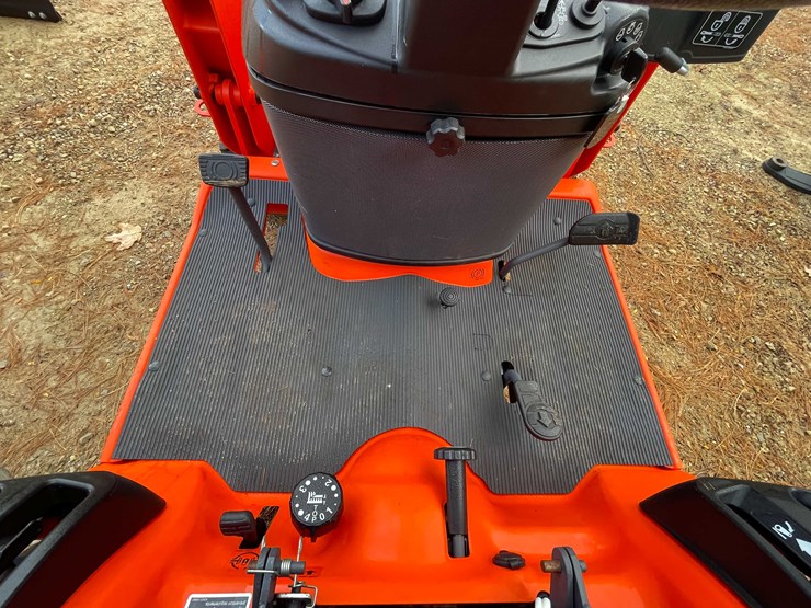 kubota-bx2670-image-36