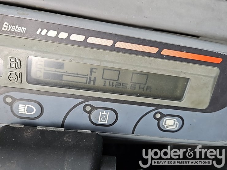 2012-kubota-kx161-image-36