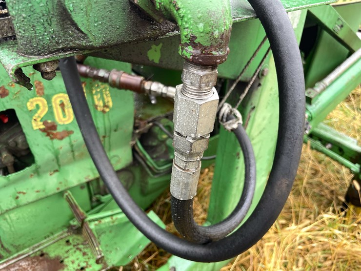 john-deere-2010-image-18