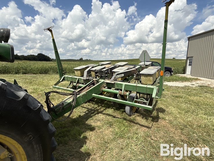 john-deere-7000-image-2