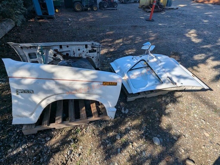 1982-ford-f250-image-8