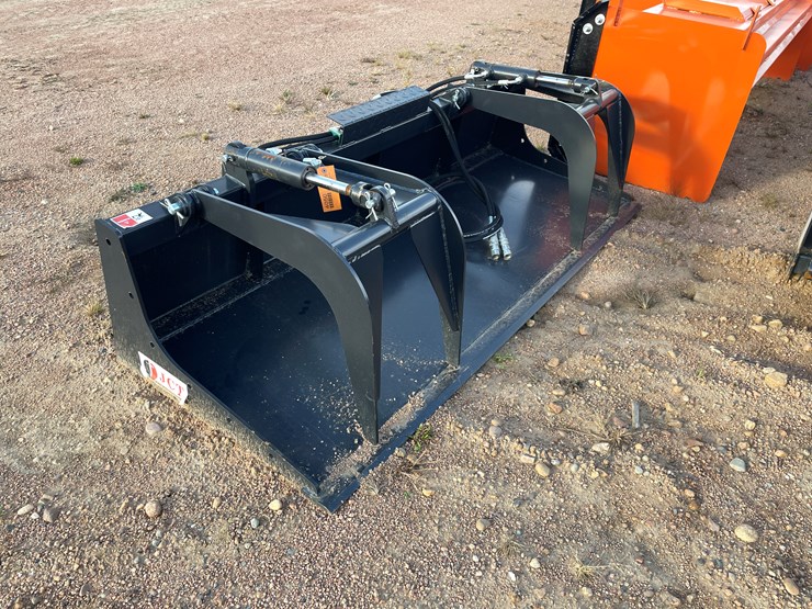 #4050-•-84"-smooth-faced-grapple-bucket-attachment-image-1