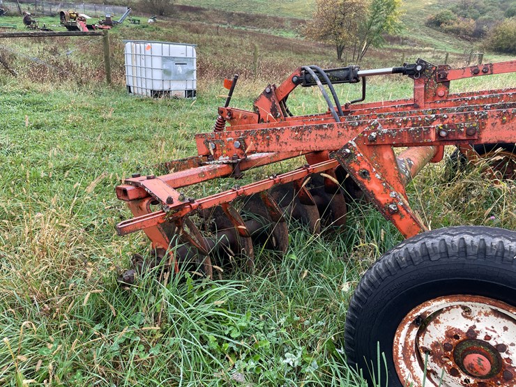 #8112-•-disc-image-13