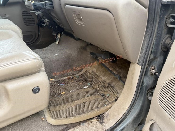 2002-ford-f350-image-28