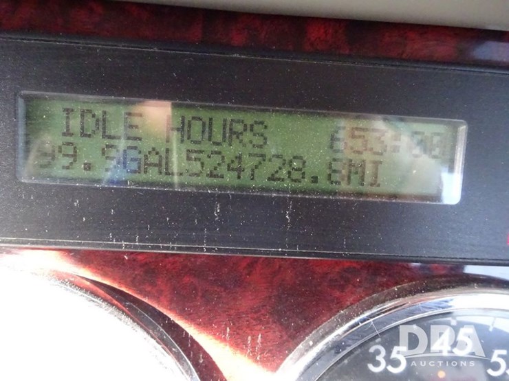 2018-freightliner-coronado-day-cab-glider-truck-(pz13985,-unit-775)-image-113