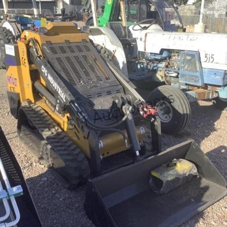 2025 CFG KKTA27 Stand Up Skid Steer