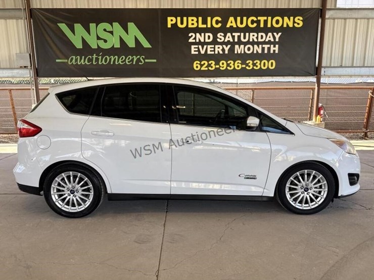 2013-ford-c-max-hybrid-wagon-image-1