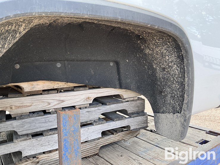 chevrolet-silverado-2500-image-20