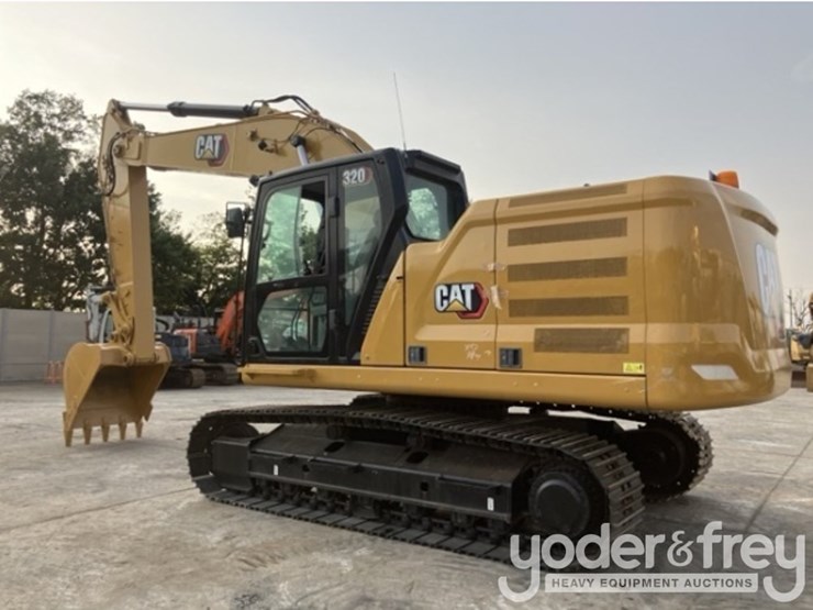2019-caterpillar-320-image-2