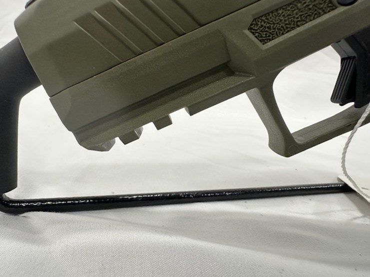 #2025-00062-•-taurus-gx4-pistol-image-16