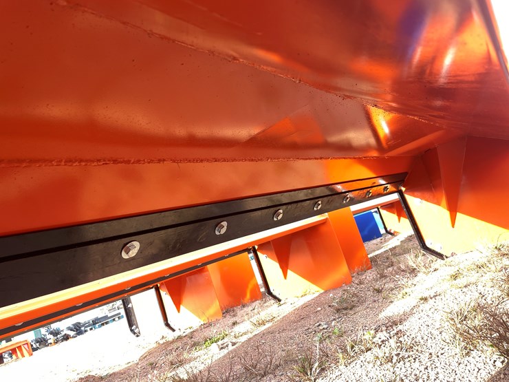 #4055-•-10'-hd-snow-pusher-attachment-image-10