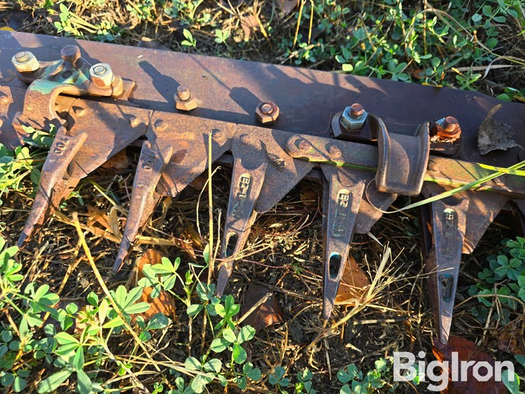 john-deere-7-image-16