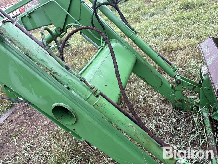 john-deere-260-image-19