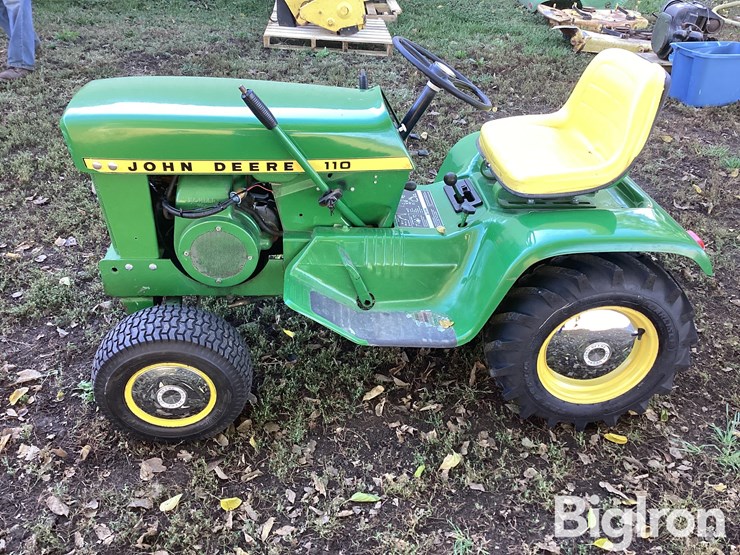 john-deere-110-image-8