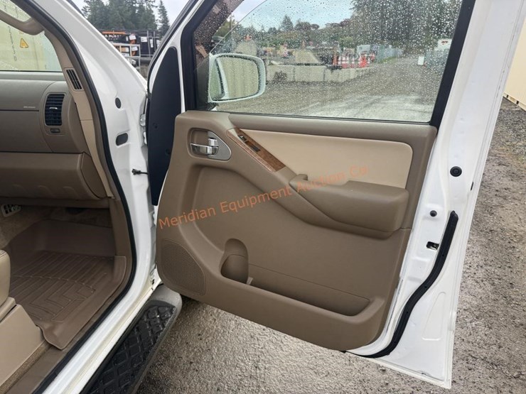 2005-nissan-pathfinder-le-image-24