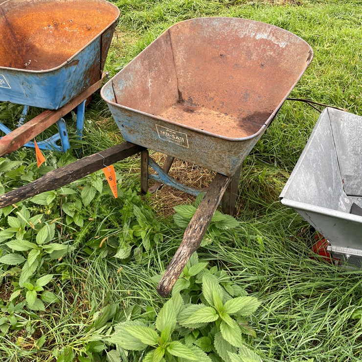 #8139 • Wheelbarrow