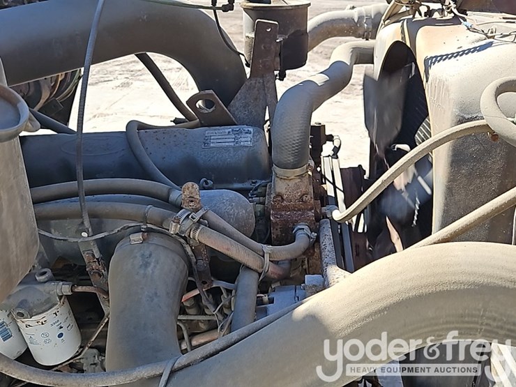 1988-ford-lt8000-image-25