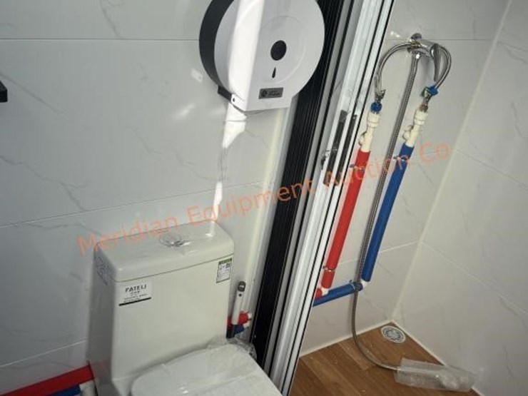 aboss-portable-bathoom-w/-shower-image-17